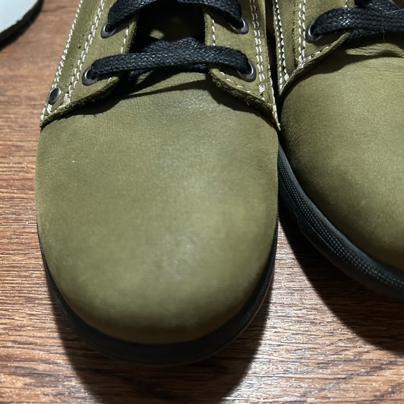 Dromedaris Olive Green Combat Boots - Picture 4 of 11
